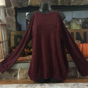 Jenny Boston boutique cold shoulder top Small